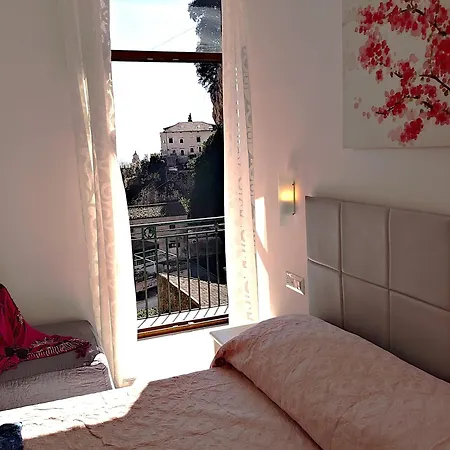 Valenti Casa de hóspedes 4*